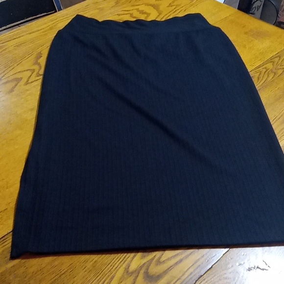 HALARA Womens SKIRT SMALL New RIBBED BLACK Long Casual Work Office - Picture 3 of 8